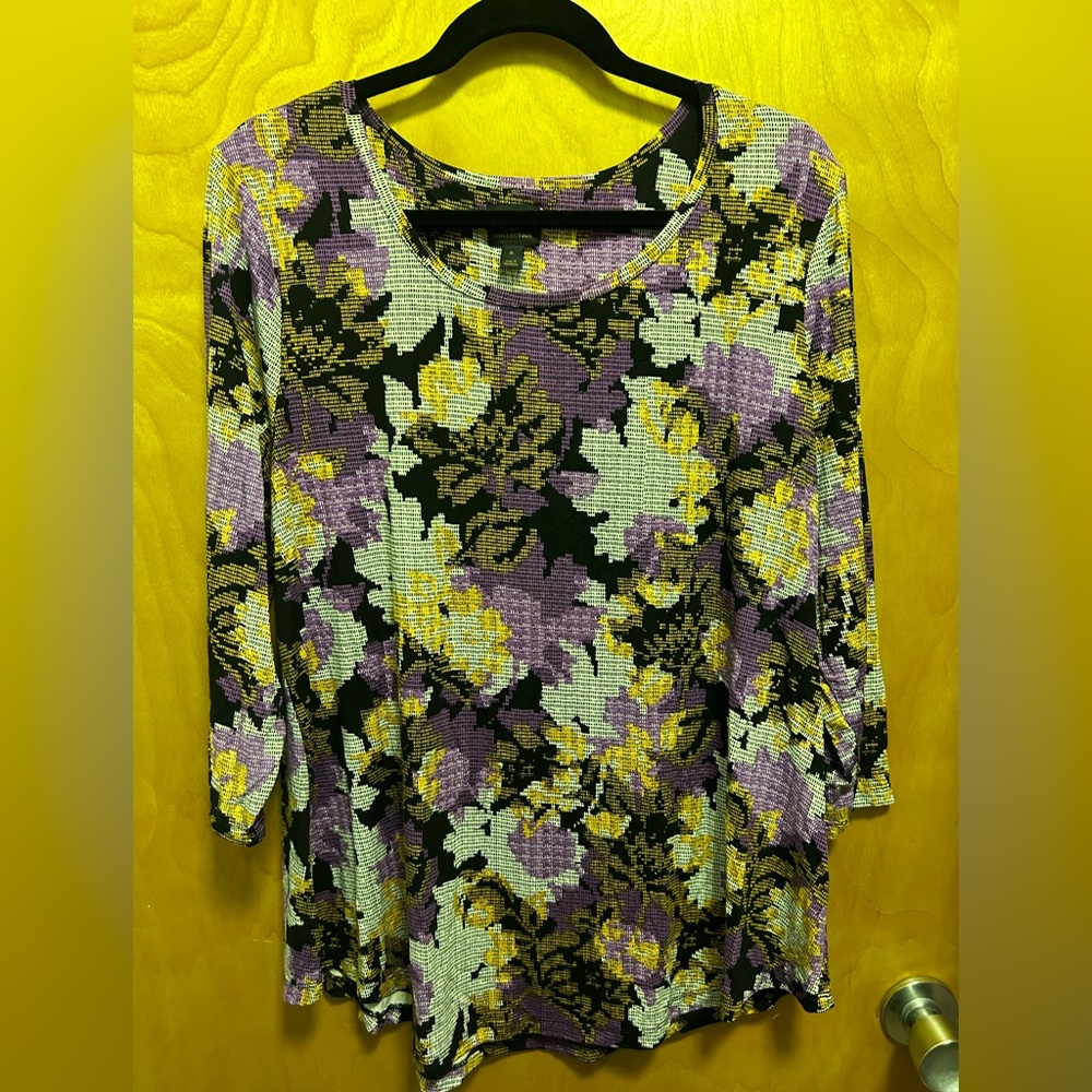 NWT JM Collection Long Sleeve Graphic Print Tunic
